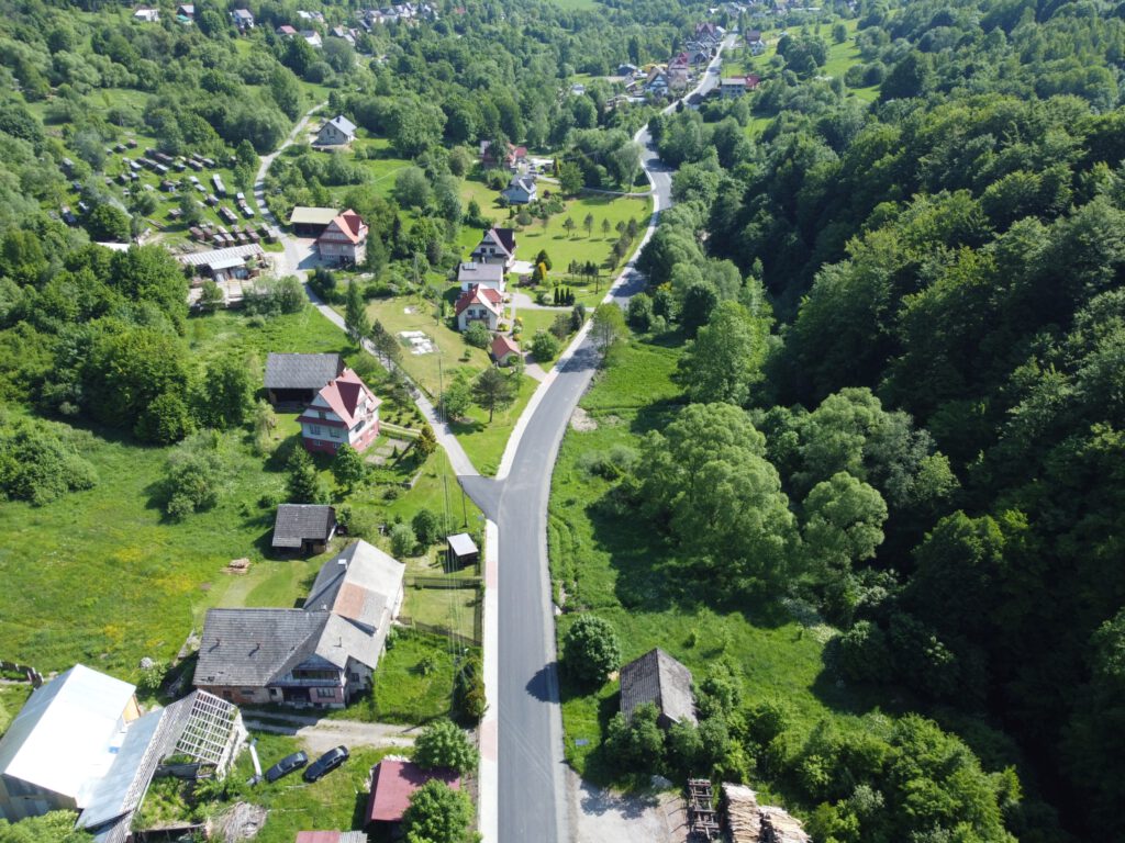 Droga-powiatowa-w-Zarnowce-zdjecie